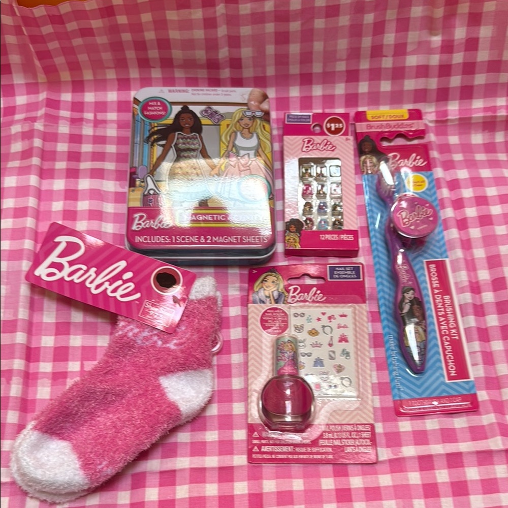 Barbie Pink Gift Set